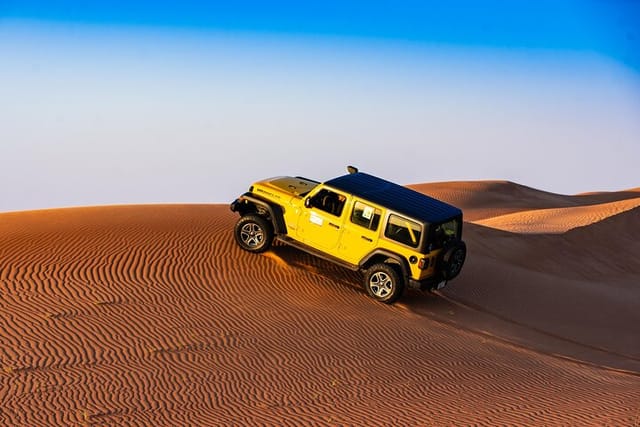 self-driving-jeep-wrangler-experience-in-desert-half-day_1